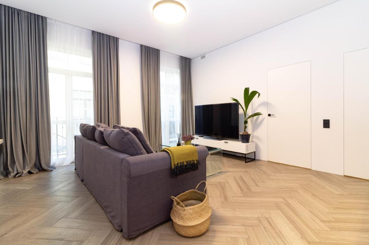 Cohost I Oldtown 60M2 Apt W-Garage Parking, Balcony & Self Check-In Wilno Zewnętrze zdjęcie