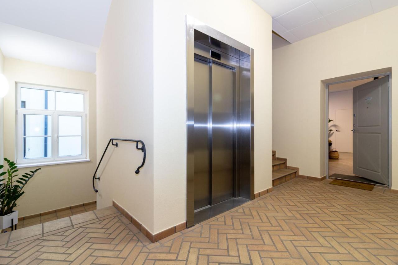 Cohost I Oldtown 60M2 Apt W-Garage Parking, Balcony & Self Check-In Wilno Zewnętrze zdjęcie
