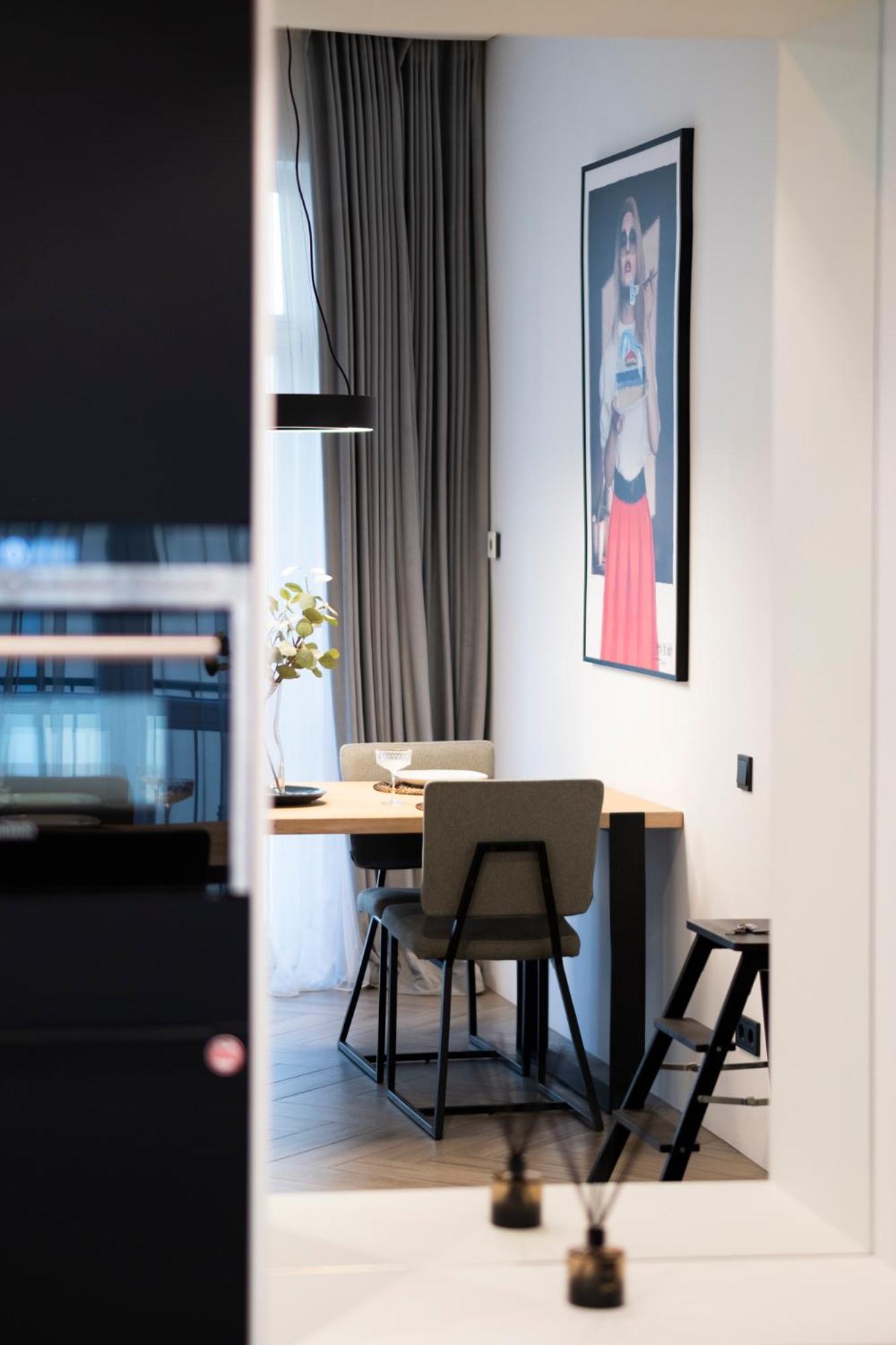 Cohost I Oldtown 60M2 Apt W-Garage Parking, Balcony & Self Check-In Wilno Zewnętrze zdjęcie